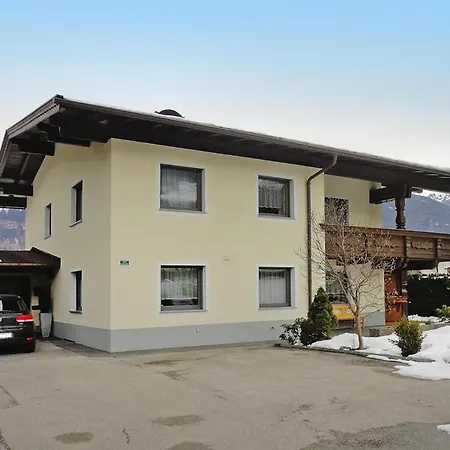 In Near Spieljochbahn شقة *