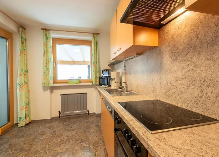 In Near Spieljochbahn 公寓 *